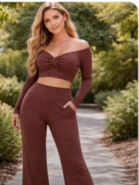 NWT Almost Famous 2 Pc Set Sweater Crop Top and Pants Large